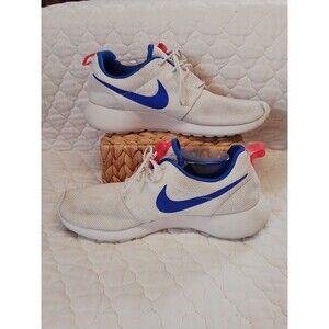 Man's Nike White Tennis Shoes Size 12 Some Wear See Pnotos